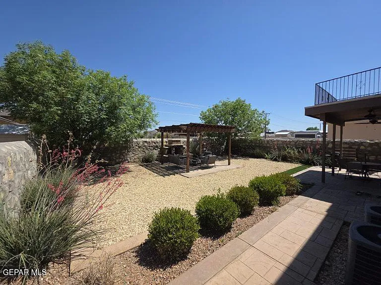12867 Hidden Grove Dr — Photo 52