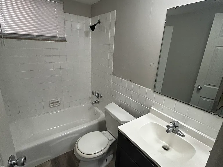 2611 W Wardcliffe Dr #A — Photo 12