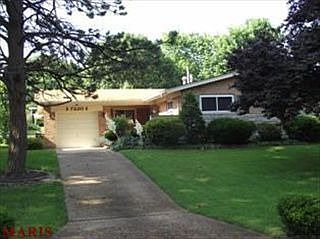 1st image of 7220 Waterford Dr