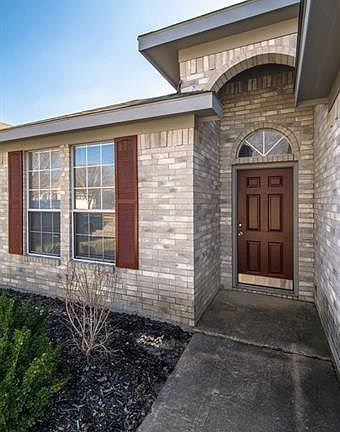 3rd image of 3624 Cattlebaron Dr