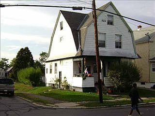 2nd image of 1801 Schenectady Ave