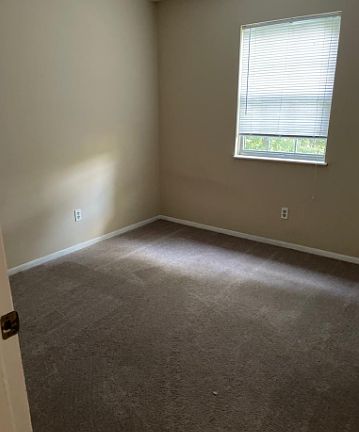 5th image of 2522 Sandbury Blvd
