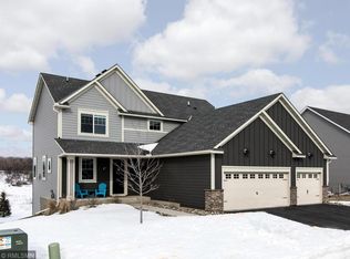 5306 Pine Island Rd, Woodbury, MN 55129