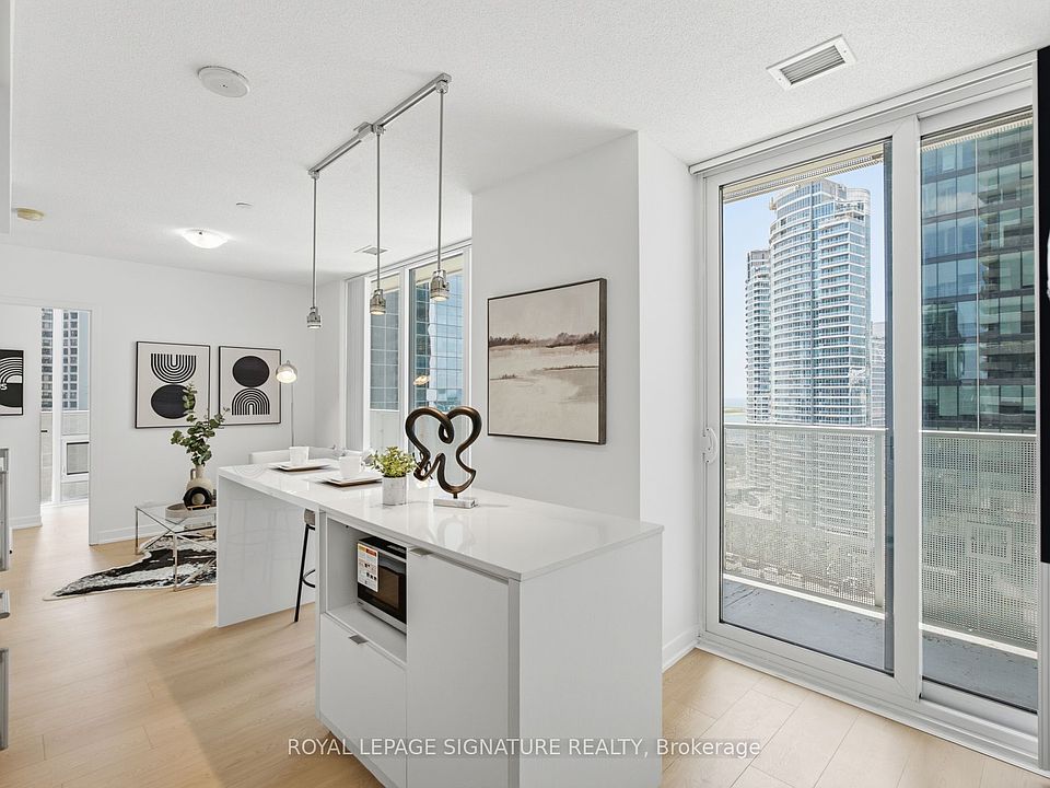 1st image of 88 Harbour St #1710