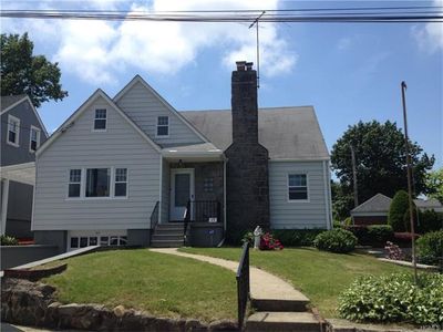 35 Old Jerome Ave, Yonkers, NY, 10704
