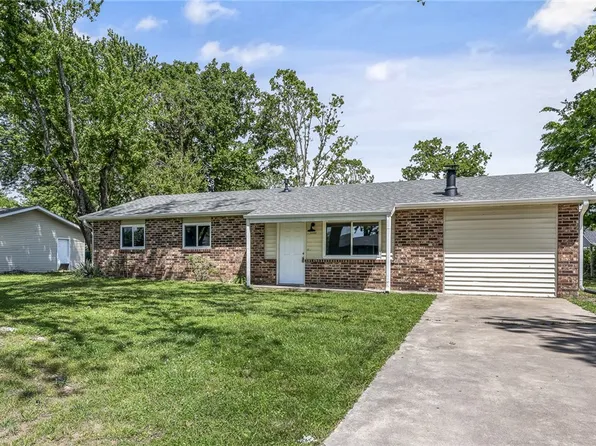 1521 Forest Dr, Little Flock, AR 72756