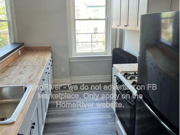 2nd image of 2335 May St APT 2R