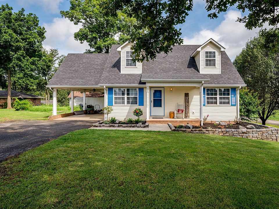 1st image of 526 Sun Cir