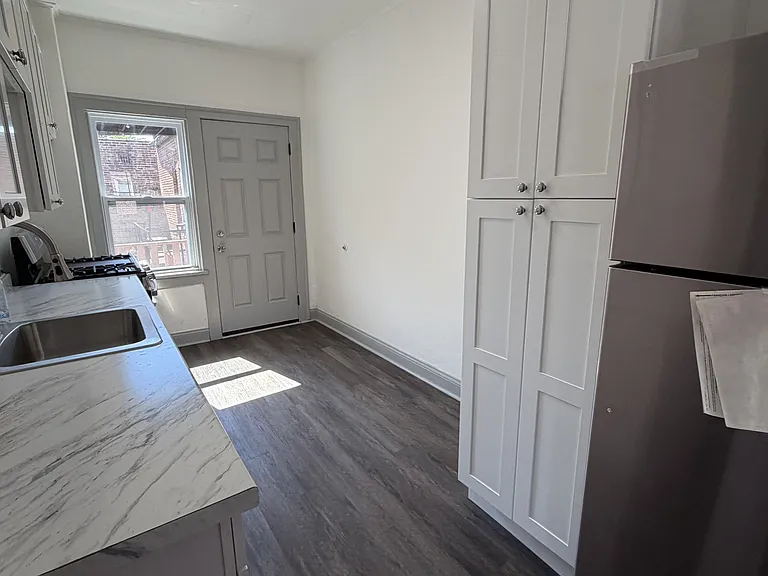 13375 Madison Ave #4 — Photo 5