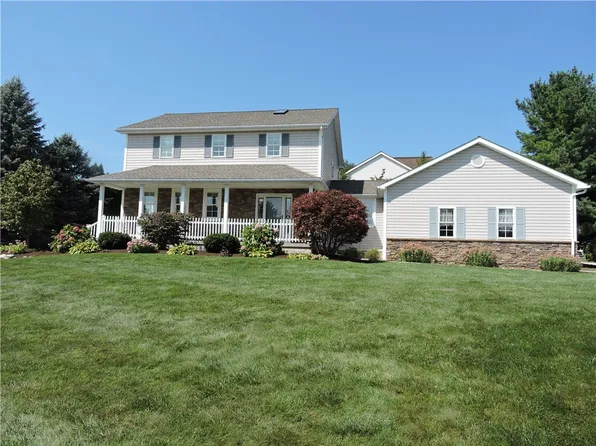 4174 Four Seasons Trl, Erie, PA 16506