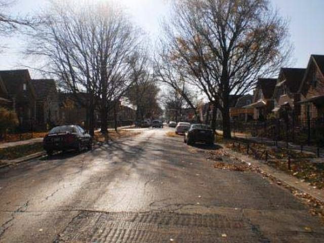 2nd image of 1018 N Karlov Ave