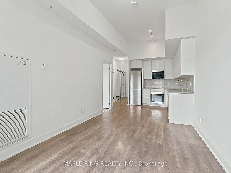 2485 Taunton Rd #450