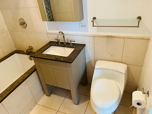 Rented by Realty Artes | media 11