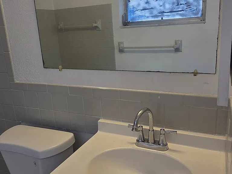 12213 Partridge Hill Row — Photo 7