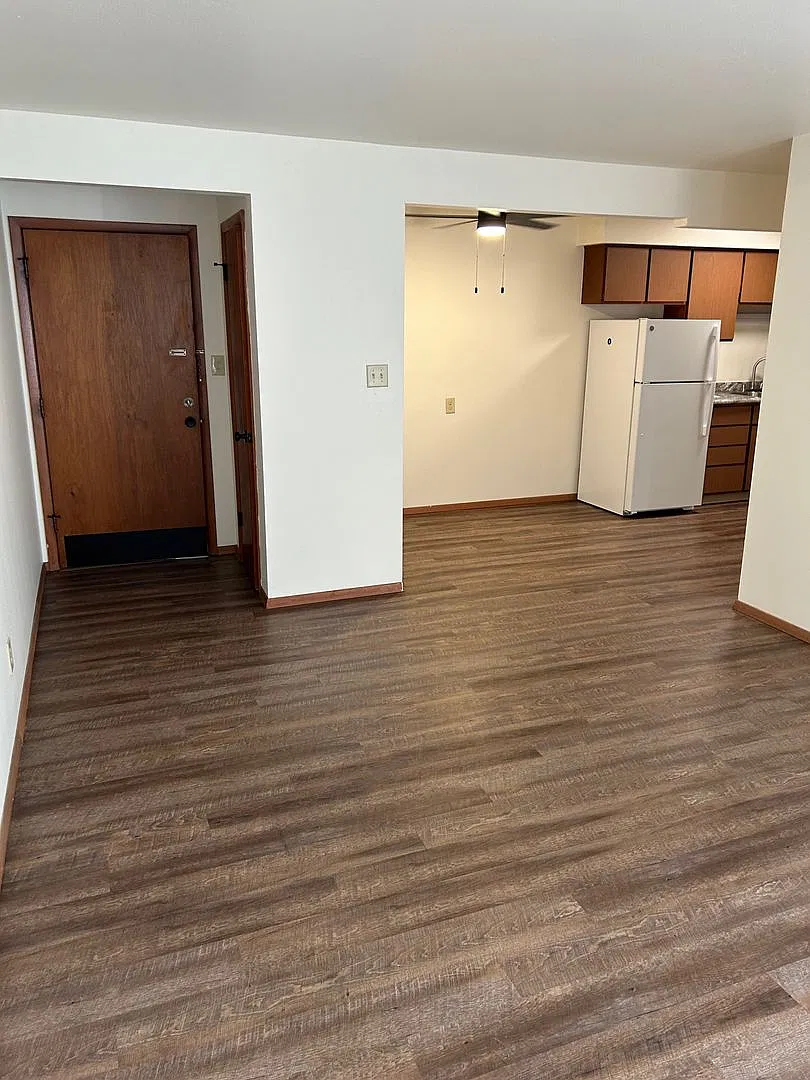 703coll — Photo 3