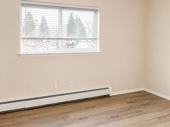 2nd image of 1201 E Lakeside Ave #1