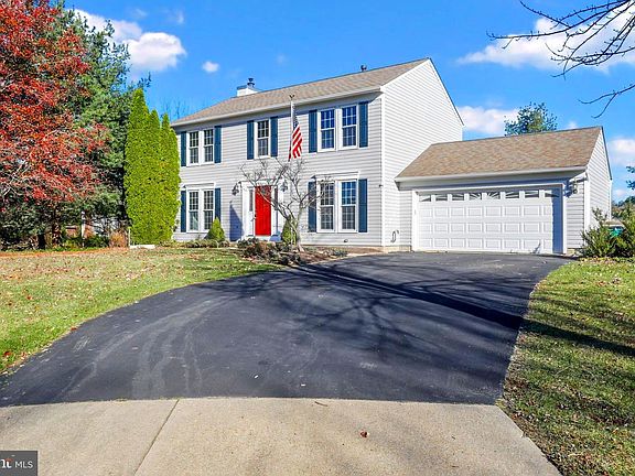 4th image of 8301 Whitebark Ct