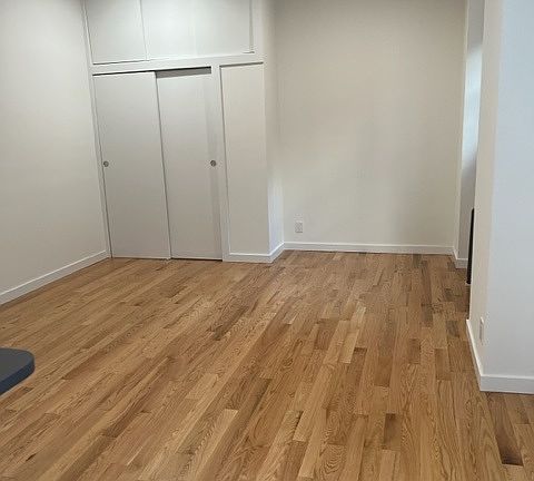 2nd image of 222 W 15th St APT 1G