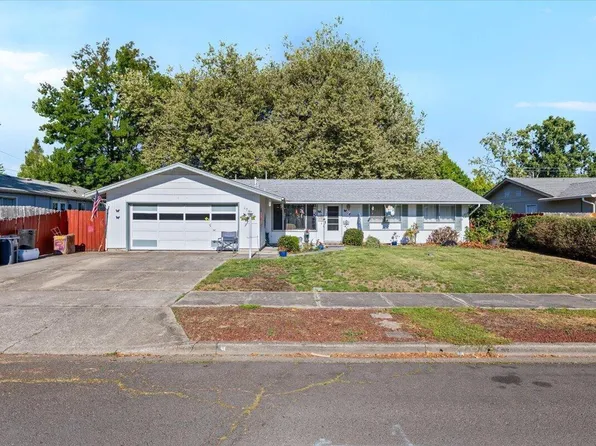 1766 Howell Ave, Medford, OR 97501