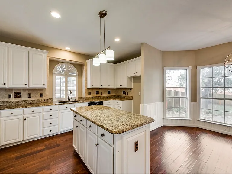 4319 Vine Ridge Ct — Photo 6