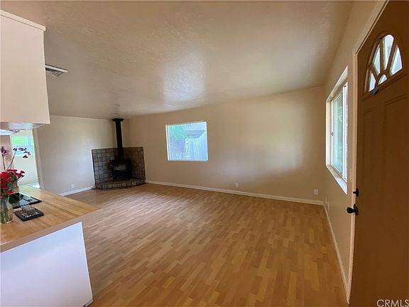5th image of 4560 Cayucos Ave