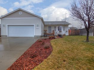 2920 NW 9th Pl, Redmond, OR 97756