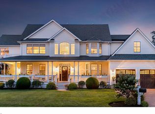 35 Columbus Dr, Monmouth Beach, NJ 07750
