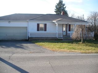 375 Clearview Dr, Christiansburg, VA