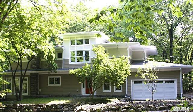 1st image of 118 Willis Ave