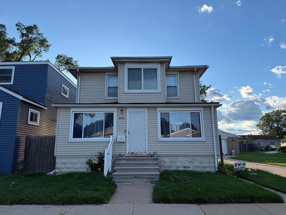 1st image of 3886 14th St