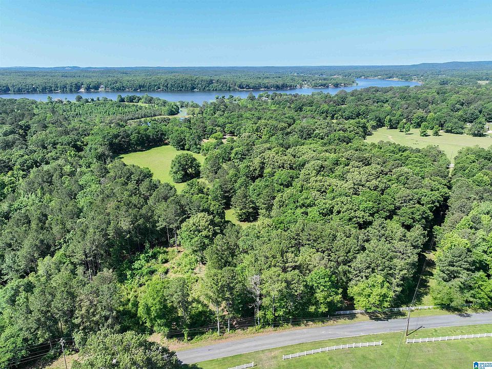 1st image of 120 Homestead Dr #1