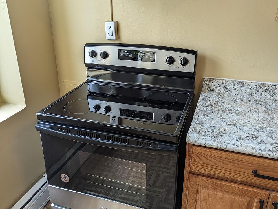 Brand new range/oven