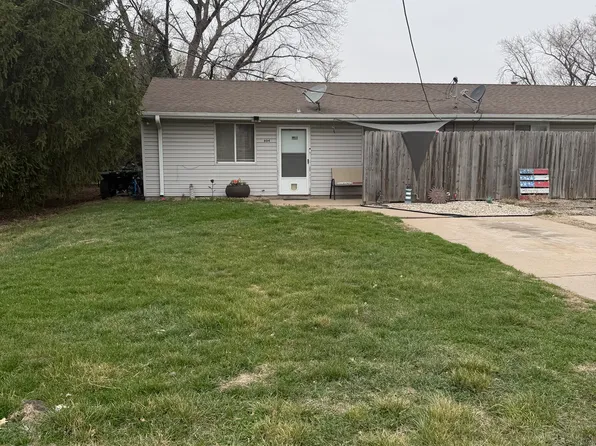 604 N Spruce St #604, Valley, NE 68064