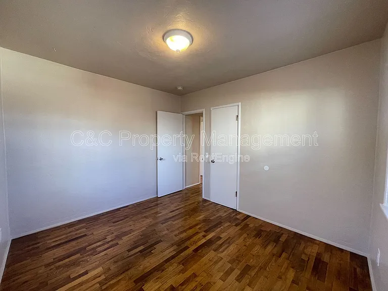 1234 Circle Ave #B — Photo 5