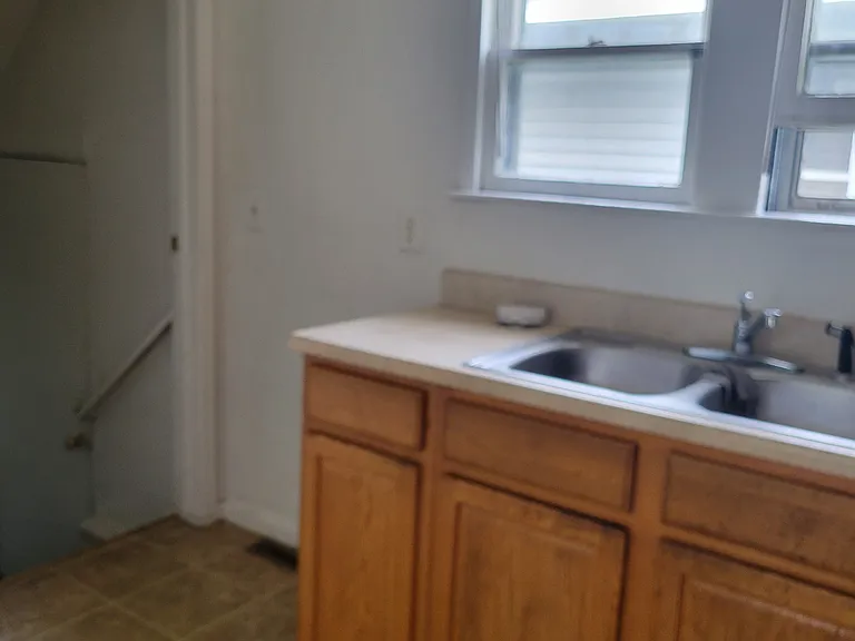 193 Beach St — Photo 8