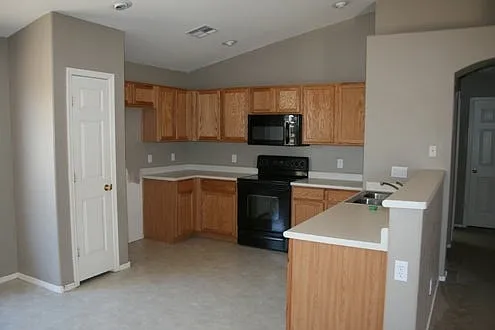 3 bed, 1500 sqft, $1,495 — Photo 2