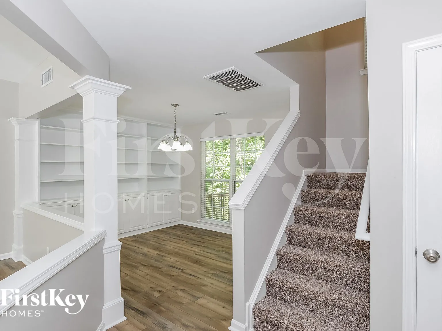 3 bed, 2.5 bath, 1776 sqft, $2,225 — Photo 3