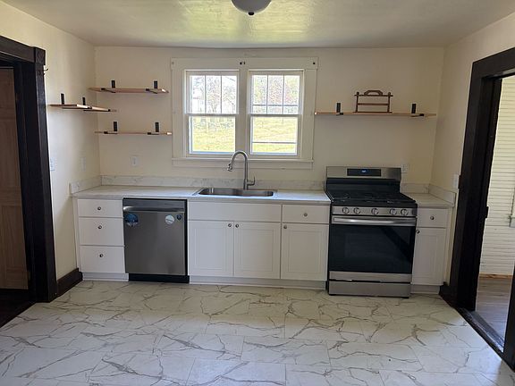 5th image of 896 Capon Rd