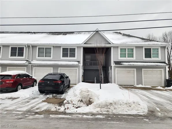 641 2nd St Unit 1, Fairport Harbor, OH 44077