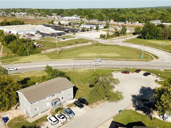 5504 E 139th Ter, Grandview, MO 64030