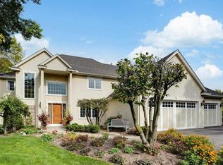 6511 Nez Perce Dr, Chanhassen, MN 55317