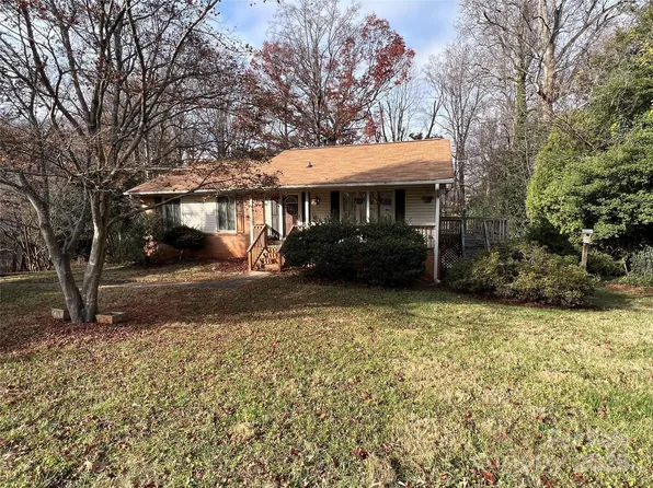 3816 Farrhill Rd, Charlotte, NC 28214