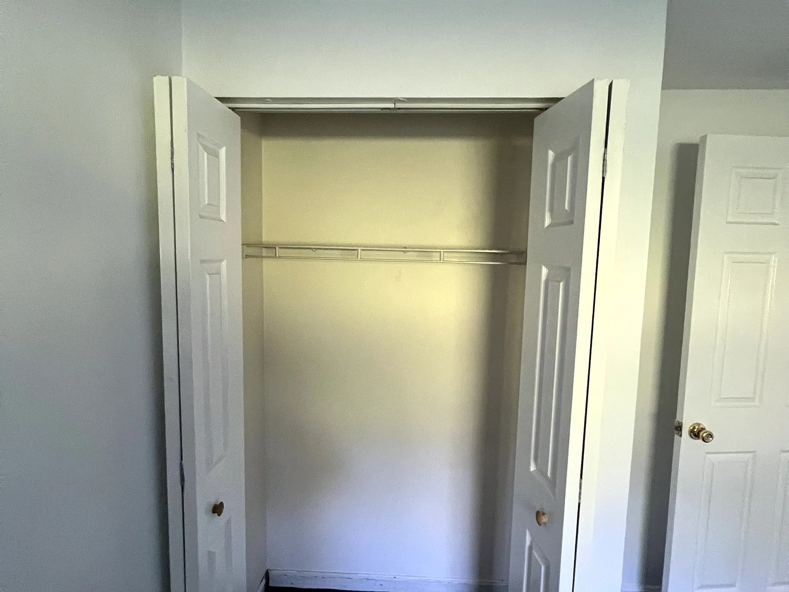 2 bed, 650 sqft, $1,100 — Photo 4