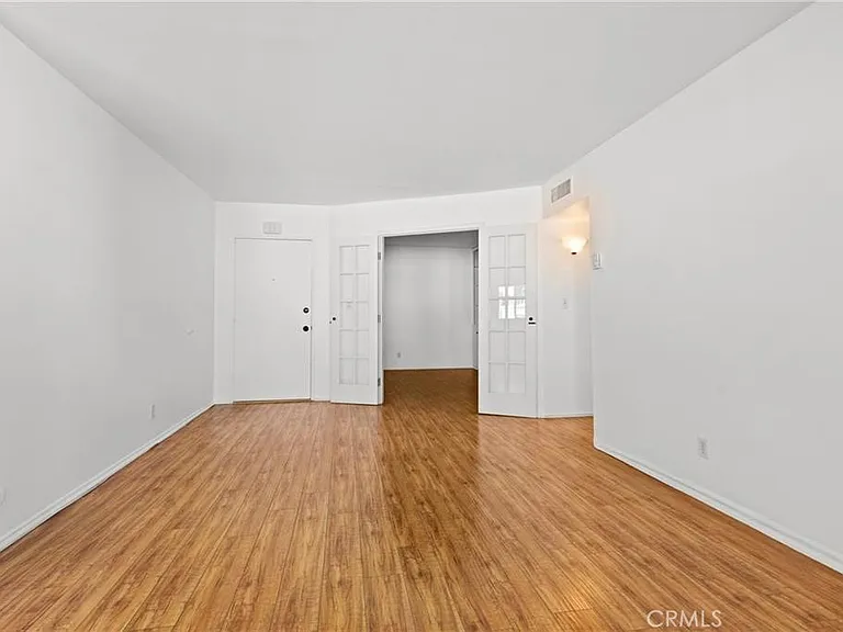 5400 Newcastle Ave #56 — Photo 3
