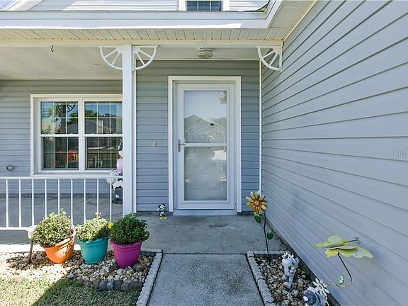 3rd image of 830 Belvoir Dr