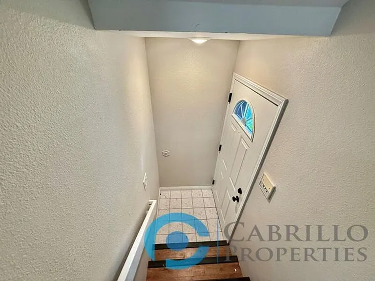 2731 A St #4 — Photo 10