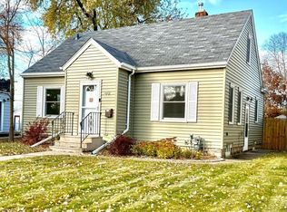 861 Hawthorne Ave E, Saint Paul, MN 55106