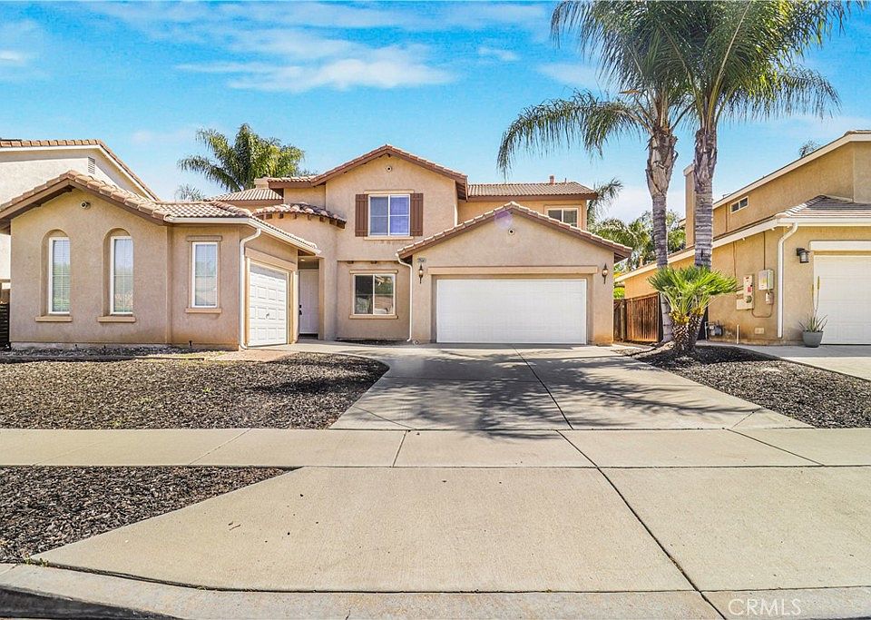 1st image of 33558 Iris Ln