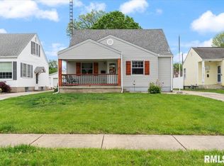 2024 N 6th St, Springfield, IL 62702