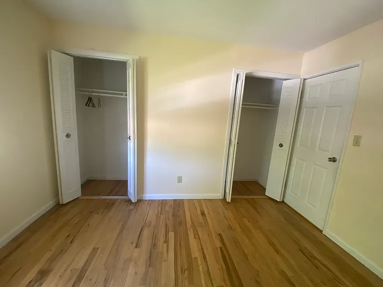 96 Robert Treat Dr #2 — Photo 1